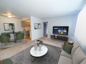 Stacey Ann Apartments in Detroit, MI - Foto de edificio - Building Photo
