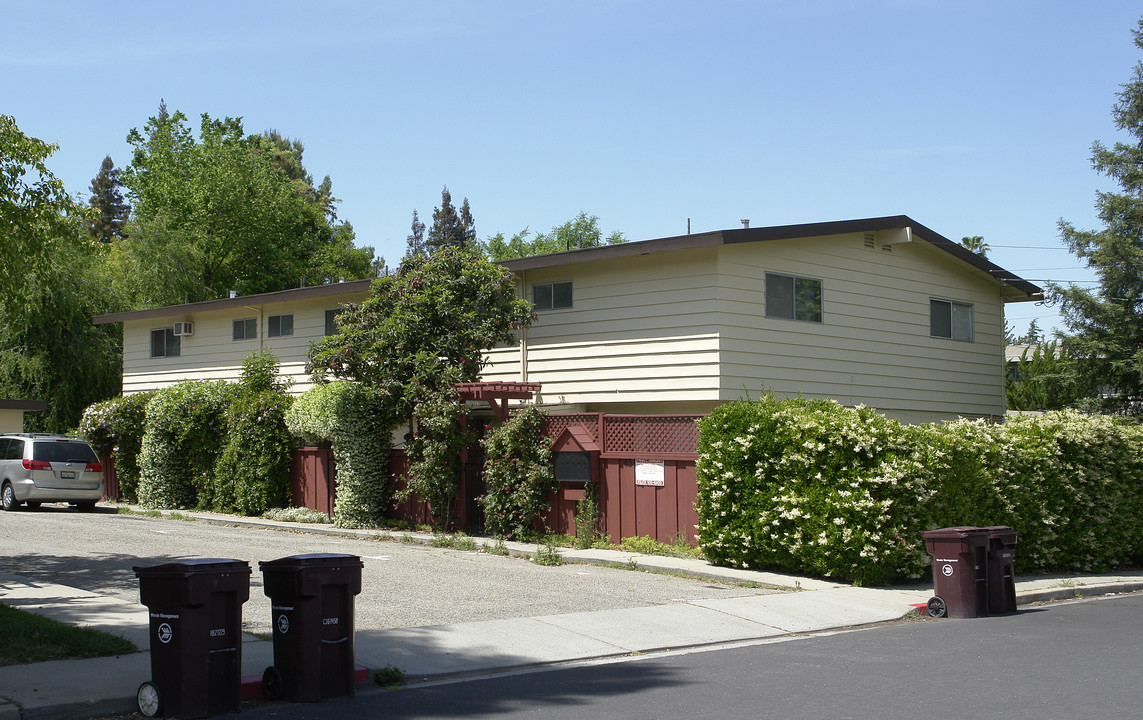 45 Tahoe Ct in Walnut Creek, CA - Foto de edificio