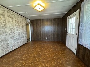 2114 Fairgrounds Blvd in Kingman, AZ - Building Photo - Building Photo