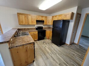 4979 Potter Park Loop in Missoula, MT - Building Photo - Building Photo