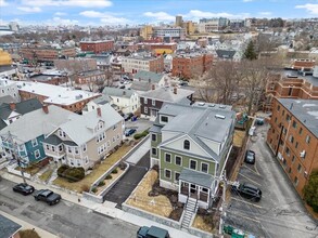 30 Dighton St, Unit 3 in Boston, MA - Foto de edificio - Building Photo