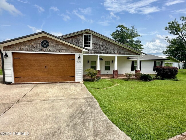 8694 Pky in Lauderdale, MS - Foto de edificio - Building Photo