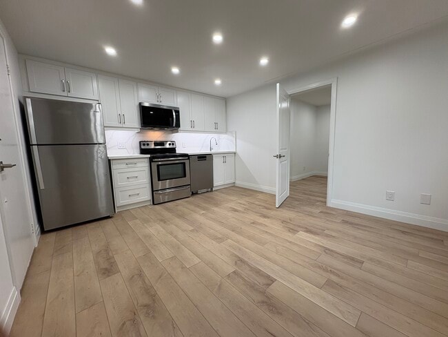 property at 207 Moore St