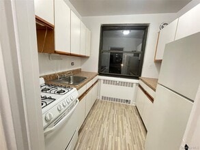 17 Rockledge Rd in Hartsdale, NY - Building Photo - Building Photo