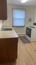 6739 Shawnee Rd, Unit 4 in North Tonawanda, NY - Building Photo - Building Photo