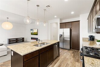 5244 Fiery Sky Ridge St in Las Vegas, NV - Building Photo - Building Photo