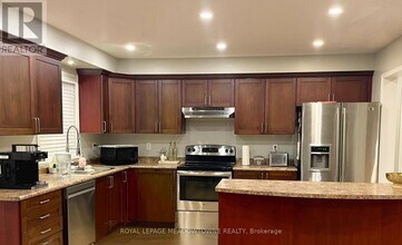 86 Hunter Way in Brantford, ON - Building Photo - Building Photo