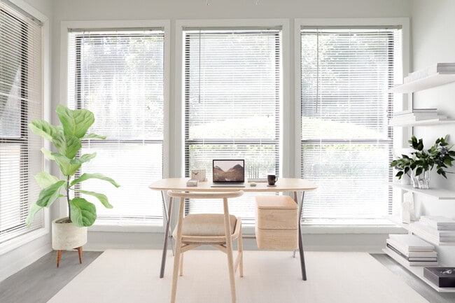 Silver Creek in Marietta, GA - Building Photo - Building Photo