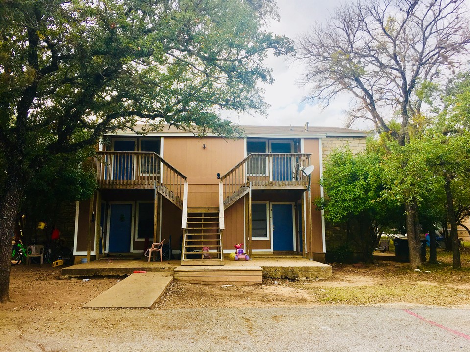 501 Algerita in Georgetown, TX - Building Photo