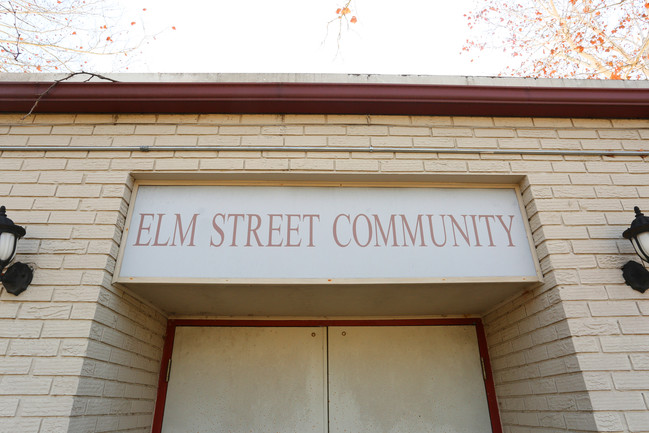 Elm Street Community in Little Rock, AR - Foto de edificio - Building Photo