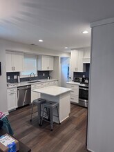 435 W Hampton Dr in Indianapolis, IN - Building Photo - Building Photo