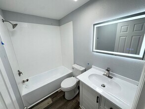 4850 16th St in Zephyrhills, FL - Building Photo - Building Photo