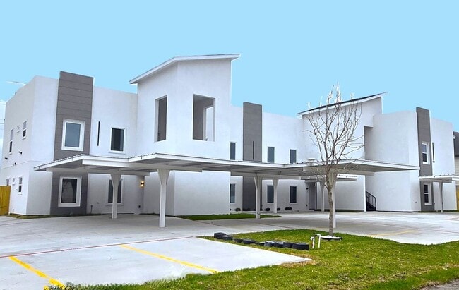 property at 3201 Magdalena St