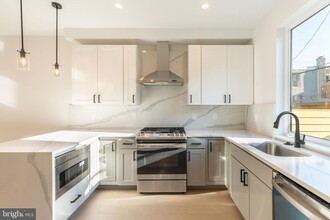1509 S Bambrey St in Philadelphia, PA - Building Photo - Building Photo