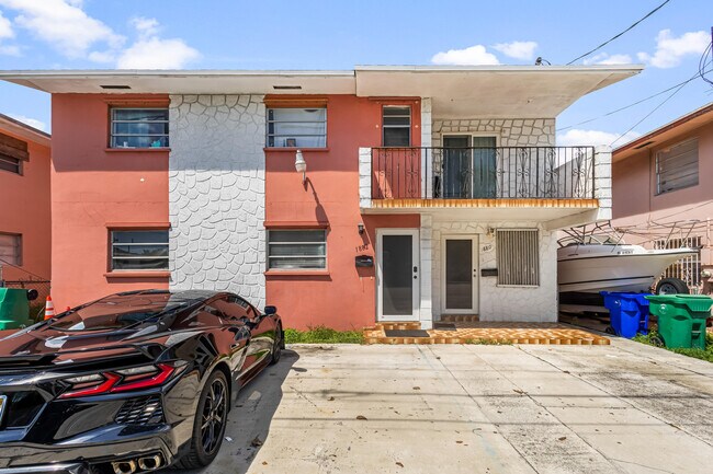 1880 SW 17th Ave in Miami, FL - Building Photo - Building Photo