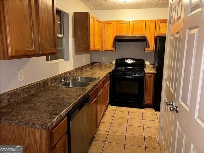 614 Waynes Ct SE in Atlanta, GA - Building Photo - Building Photo