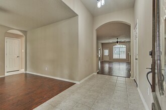 27 E Russet Grove Cir in Conroe, TX - Building Photo - Building Photo