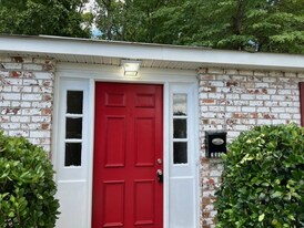 2312 Burnette Dr in Hampton, VA - Building Photo