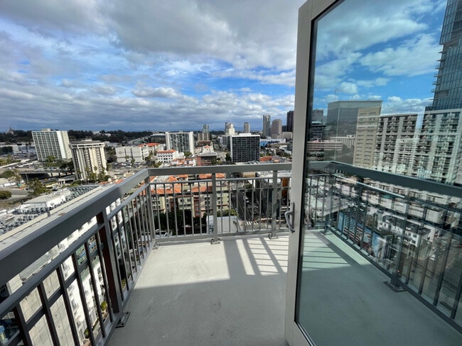 property at 300 W Beech St