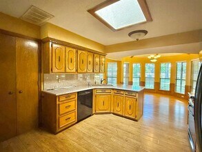 322 E Tripp Rd in Sunnyvale, TX - Building Photo - Building Photo
