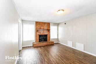 5239 Rolling Meadows Dr in Memphis, TN - Building Photo - Building Photo