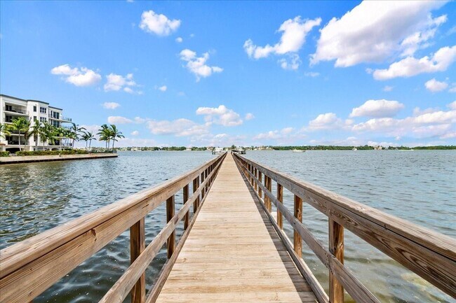 619 Windward Cir N in Boynton Beach, FL - Building Photo - Building Photo