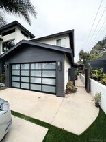 280 Hillcrest Dr, Unit A in Encinitas, CA - Building Photo