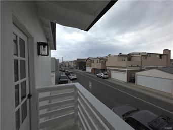 4112 Seashore Dr in Newport Beach, CA - Building Photo - Building Photo