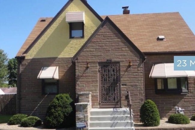 825 5th Ave S in South St. Paul, MN - Building Photo - Building Photo