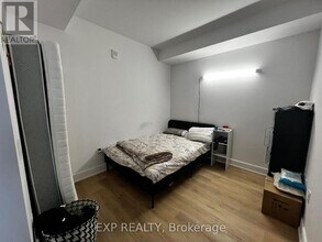 929 Richmond Rd in Ottawa, ON - Building Photo - Building Photo