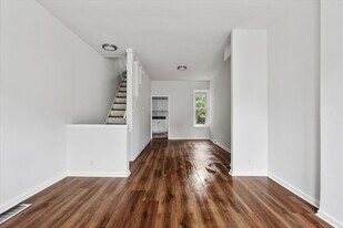 4952 Wakefield St in Philadelphia, PA - Building Photo