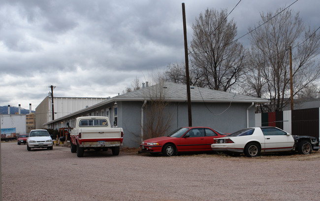 3341 El Paso Pl in Colorado Springs, CO - Building Photo - Building Photo