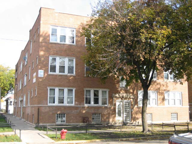 4054 W Crystal St in Chicago, IL - Building Photo