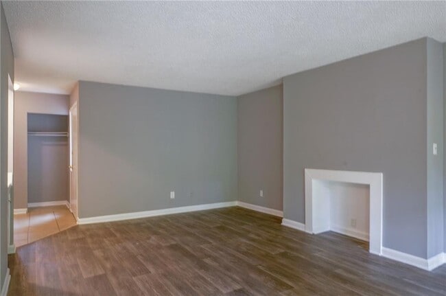 property at 3575 Oakvale Rd