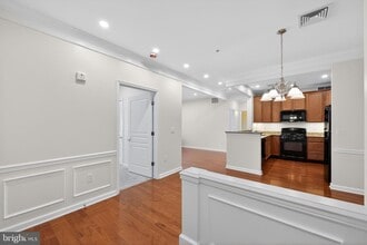 1014 Creekside Dr in Brookhaven, PA - Building Photo - Building Photo