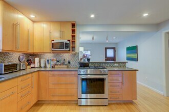 1110 S 5th St in Austin, TX - Building Photo - Building Photo