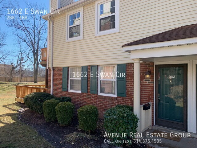 1662 E Swan Cir in St. Louis, MO - Building Photo - Building Photo