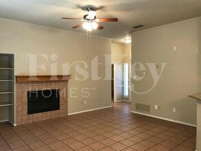 1371 Gainsborough Way in Fort Worth, TX - Building Photo - Building Photo