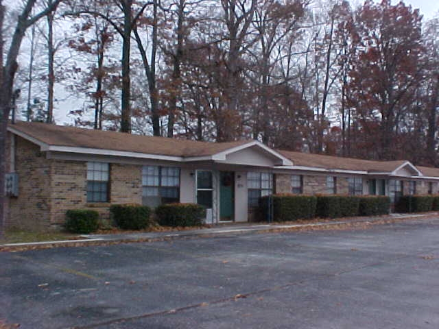 Manchester Arbors in Manchester, TN - Building Photo