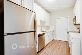 318 W 17th St in Hialeah, FL - Building Photo - Building Photo