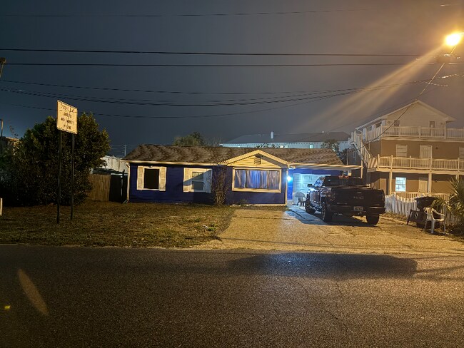 606 Lantana St in Panama City Beach, FL - Building Photo - Building Photo