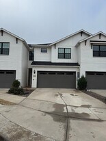 1108 Bowie Dr in Lewisville, TX - Building Photo