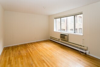 675 W Wrightwood Ave in Chicago, IL - Building Photo - Building Photo