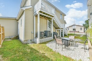 2727 Avenue K in Galveston, TX - Building Photo