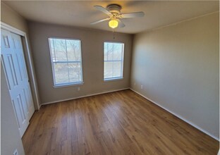 13720 Harris Ridge Blvd, Unit A in Pflugerville, TX - Building Photo - Building Photo