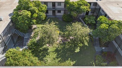 2808 W Azeele St in Tampa, FL - Building Photo - Building Photo