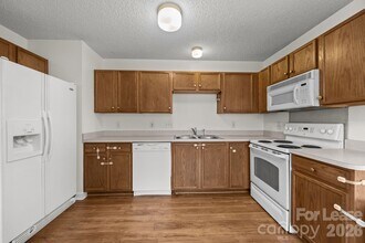 2011 Chadwell Ct in Waxhaw, NC - Building Photo - Building Photo