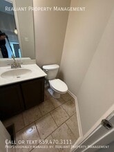 402 Platt Dr in Nicholasville, KY - Building Photo - Building Photo