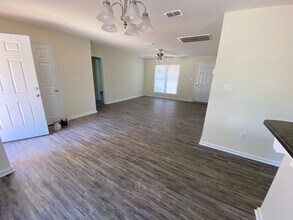 130 Twelve Oaks Ct in Leesburg, GA - Building Photo - Building Photo