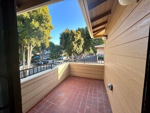 1601 San Pascual St in Santa Barbara, CA - Building Photo - Building Photo